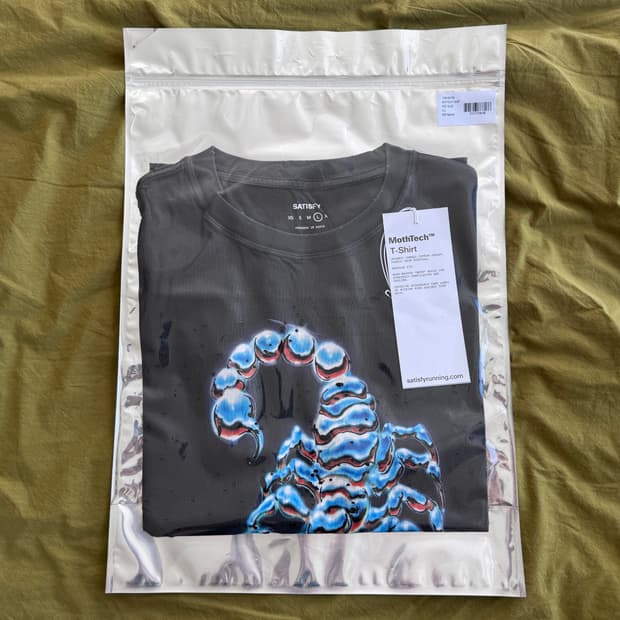 [3] 새티스파이 전갈 모스테크 티셔츠 새상품급