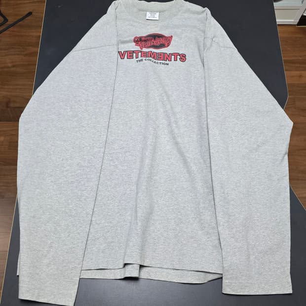 VETEMENTS