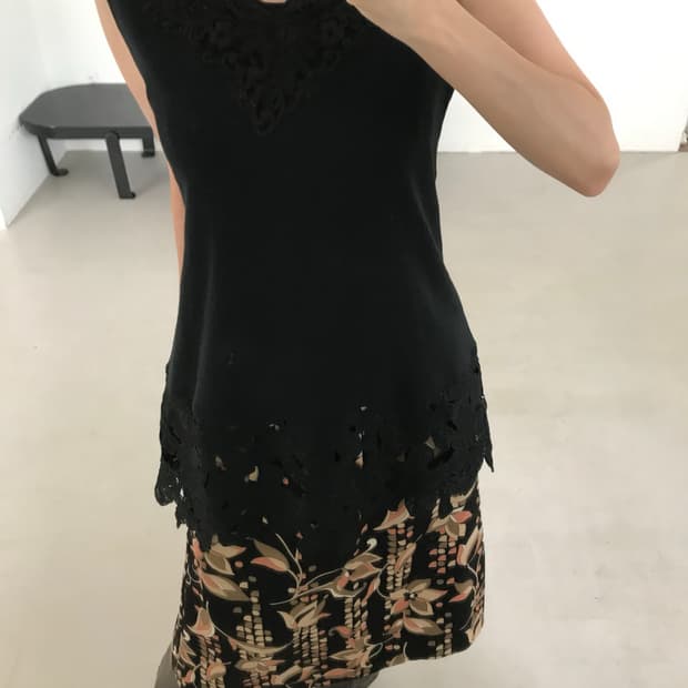 vintage black lace sleeveless