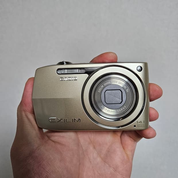 [외관 민트급](아일릿 모카 디카) 카시오 엑슬림 EX-Z2300 골드