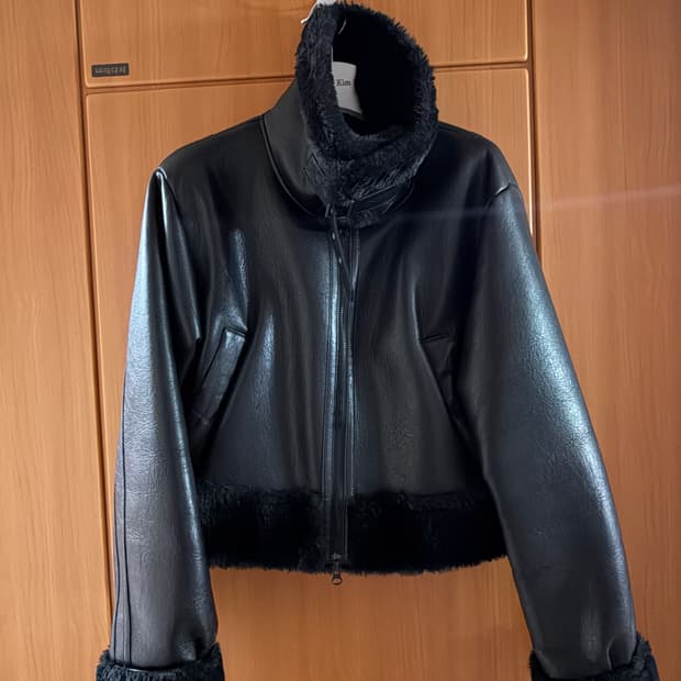 [보헴서] 하이넥 무스탕 BLACK 판매