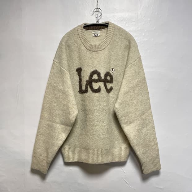 Lee 리 부클 빅 트위치 로고 니트 베이지 M