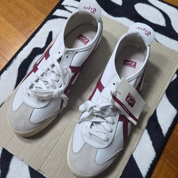 새상품) 오니츠카타이거 멕시코66 버건디