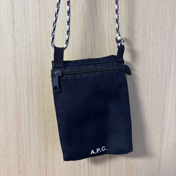 a.p.c. 아페쎄 사코슈