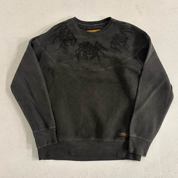 네이버후드 타란튤라 맨투맨