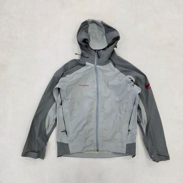 [실측] 마무트 고어텍스 바람막이 자켓 0223J