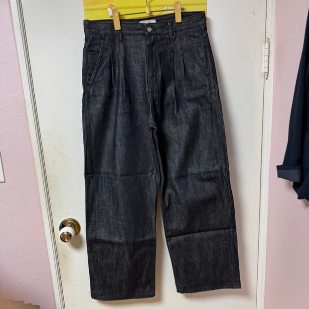 포트너스 투턱 와이드 블랙진 M사이즈