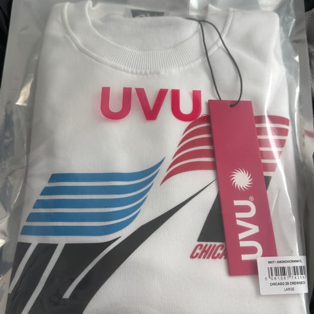 UVU 시카고 25 화이트 크루넥 티셔츠 맨투맨 L