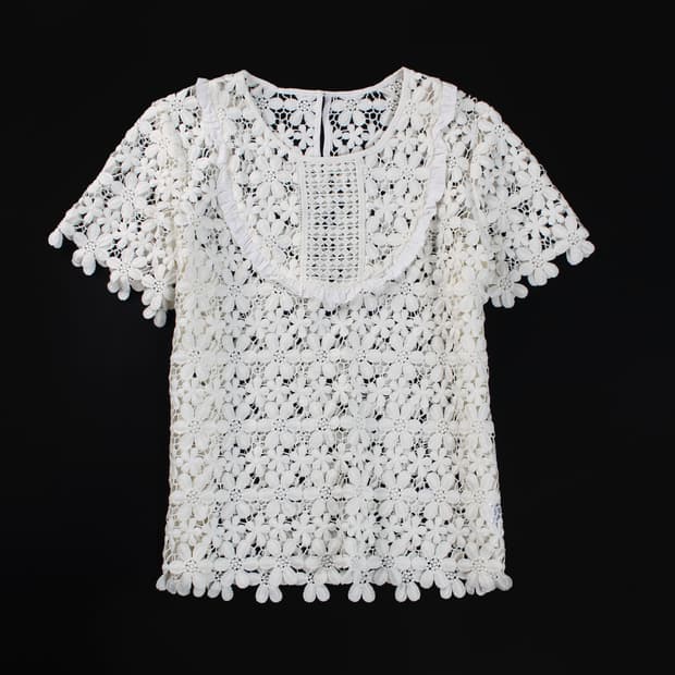 유럽 빈티지 레이스 펀칭 플라워 자수 프릴 블라우스