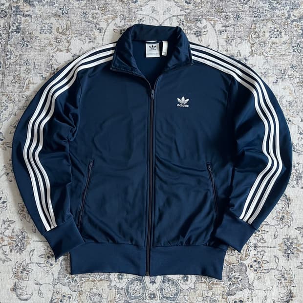 아디다스 신형 파이어버드 트랙탑 져지