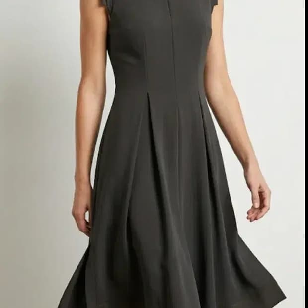 KUHO 민소매 원피스 85