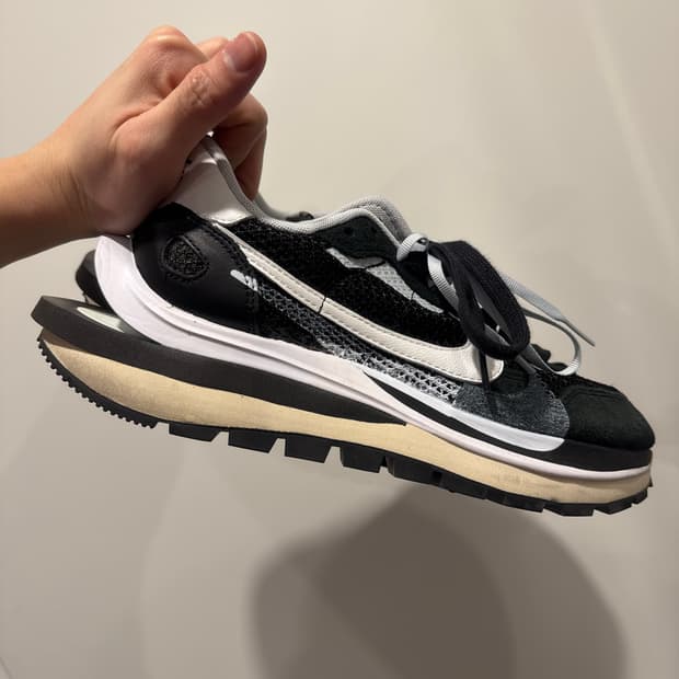 270 나이키 사카이 베이퍼와플 검흰 새상품급