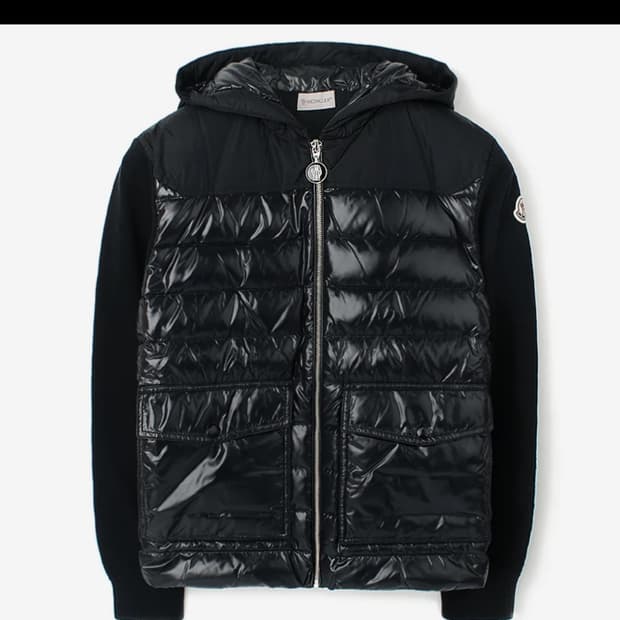 몽클레어 후드니트패딩