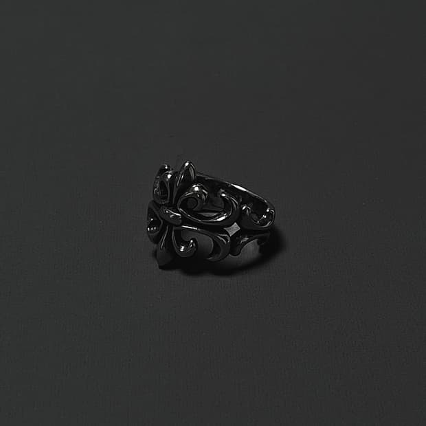 엔틱 스피어 링