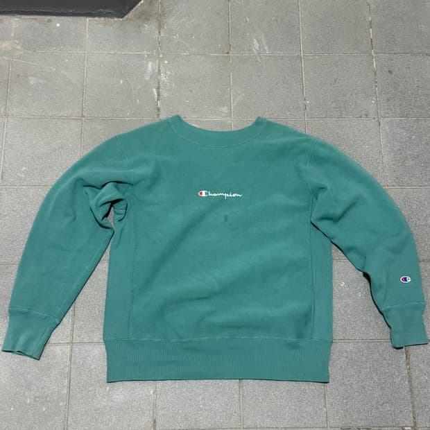 현행 챔피온 스웻셔츠