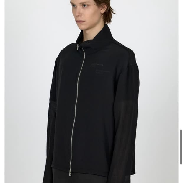 MPa VEIL CREPE ZIP JACKET (BLACK)