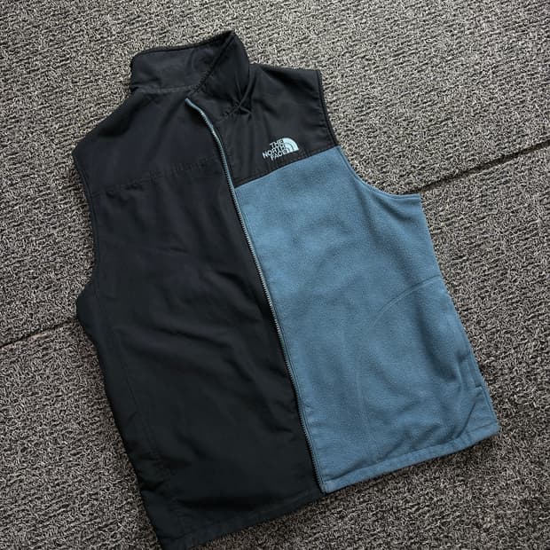 노스페이스 OG 리버시블 나일론 플리스 베스트 2466