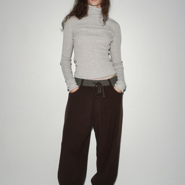 S/e/o RELAXED BOUCLE TROUSERS BROWN 브라운