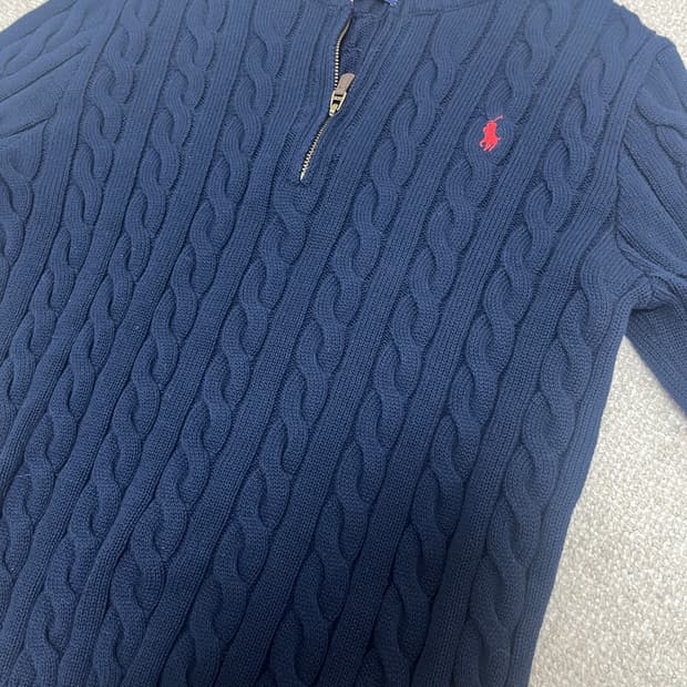 폴로 꽈배기 니트 반집업