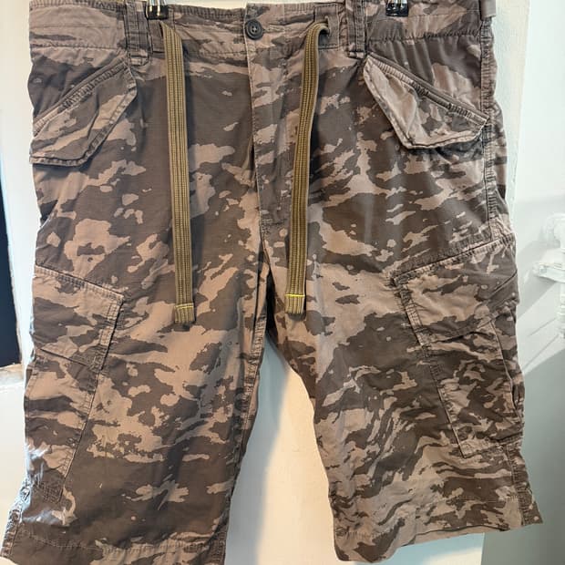 GAP 밀리터리 레인카모 카고 쇼츠 