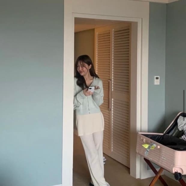 타낫 랩 레이어드 슬릿 팬츠 아이보리