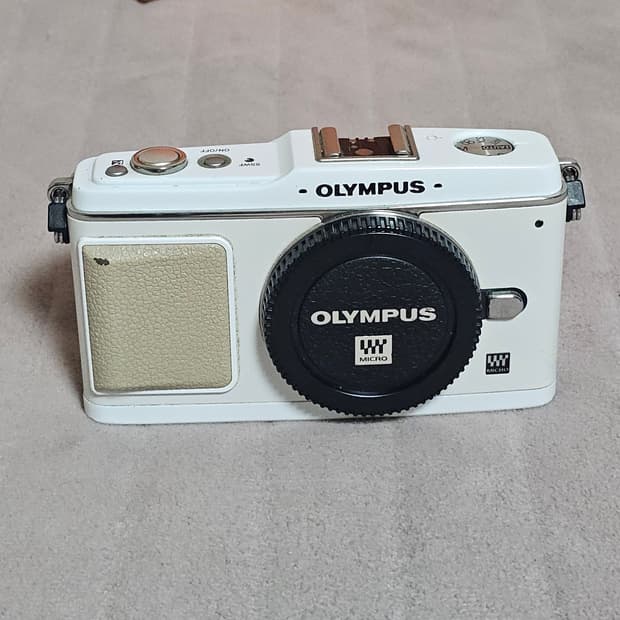 (부품용)올림푸스 PEN E-P1 미러리스 카메라