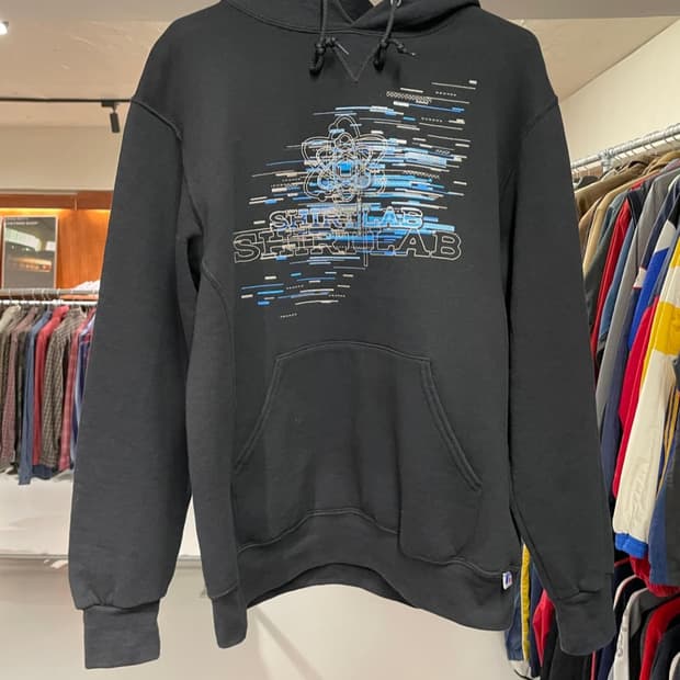 러셀 프린팅 후드 티셔츠