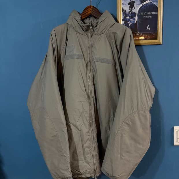 U.S Army Ecwcs Level 7 Prima-loft  Parka