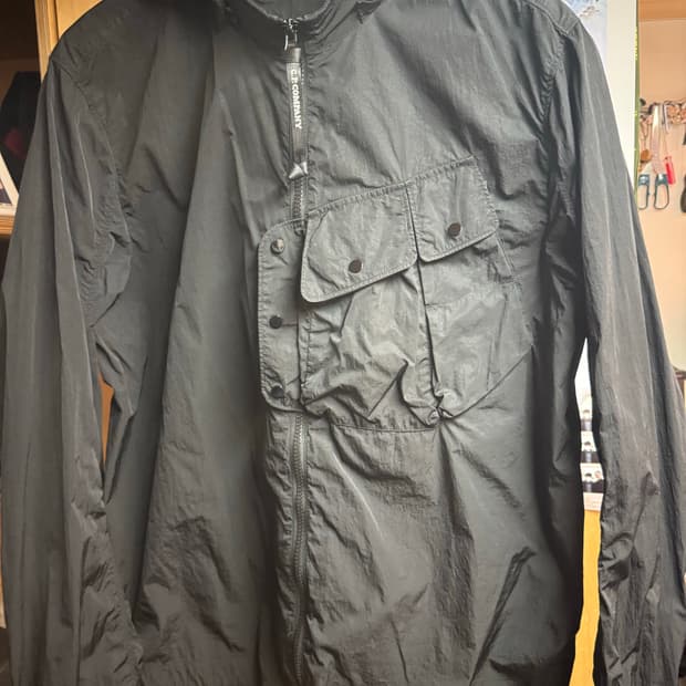 Cp company 고글후드바람막이