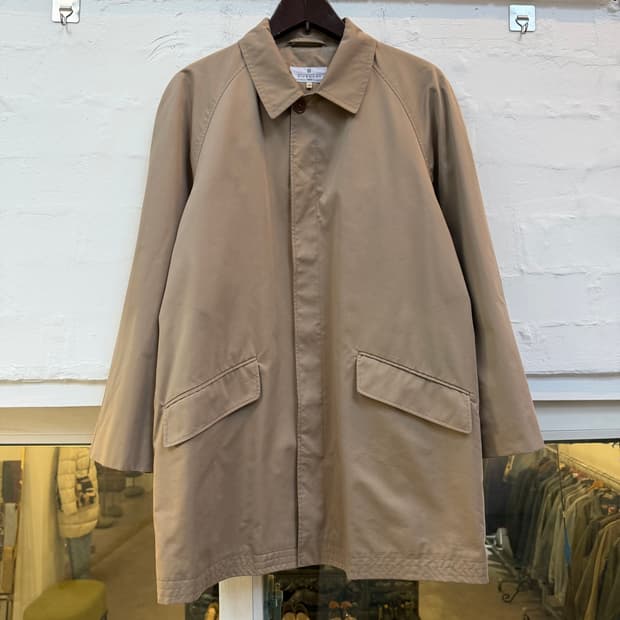 Givenchy 지방시 베이지 하프 트렌치코트 48