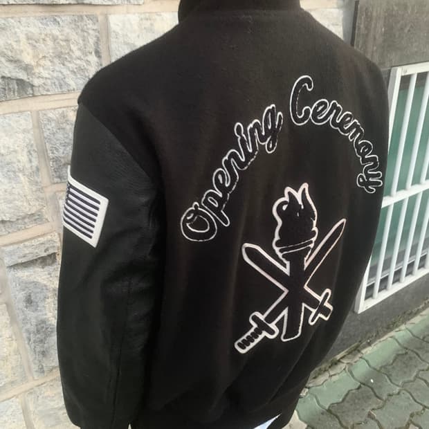오프닝 세레모니 바시티 자켓 (black)