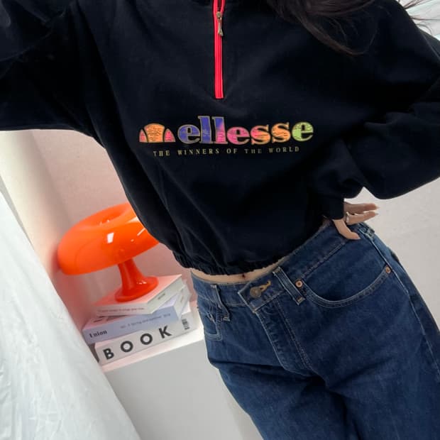 (WOMEN)90'S 엘레쎄 크롭 맨투맨-M1439