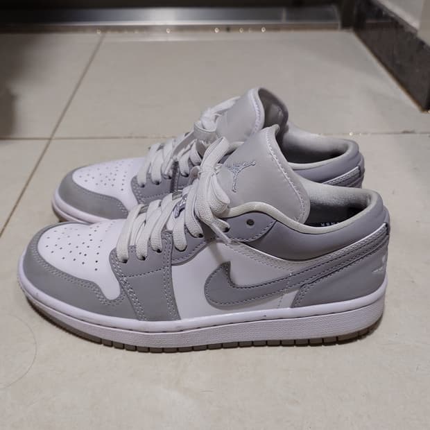 [230] 나이키 에어 조던 1 로우 화이트 울프그레이