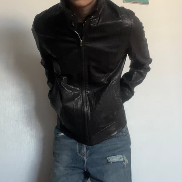 하이넥 슬림 레더자켓