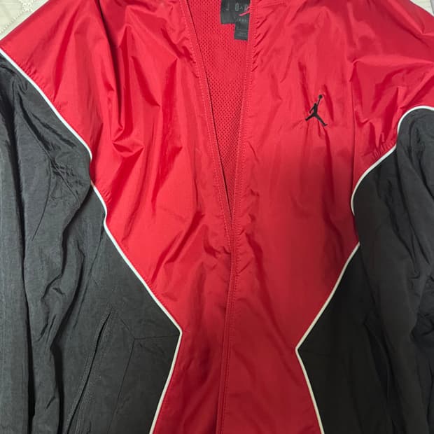 조던 레드블랙 바람막이 후드 자켓