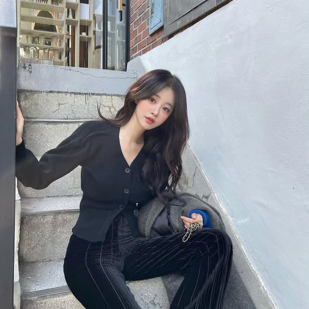 새상품 ) 임블리 글래머라인 블랙가디건