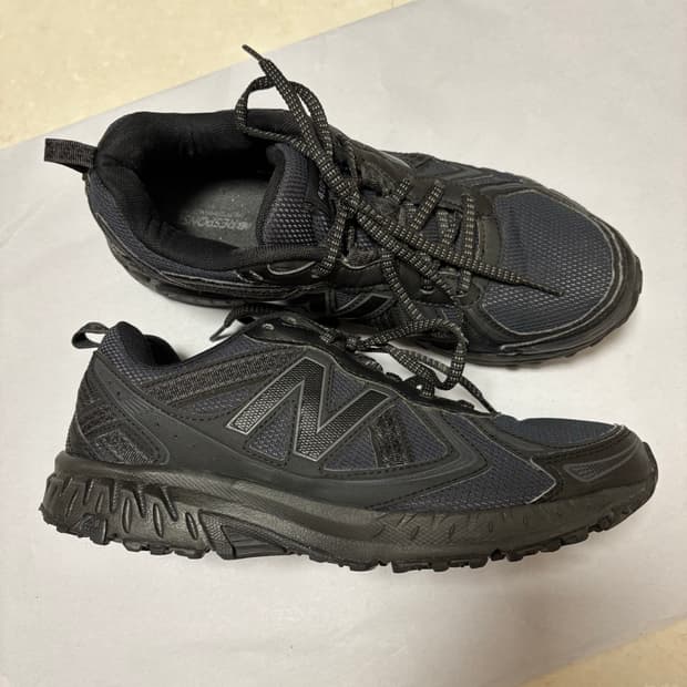 뉴발란스 mt410 블랙 260