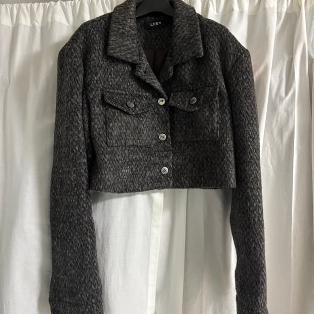 엘이이와이 크롭 울 자켓 블랙