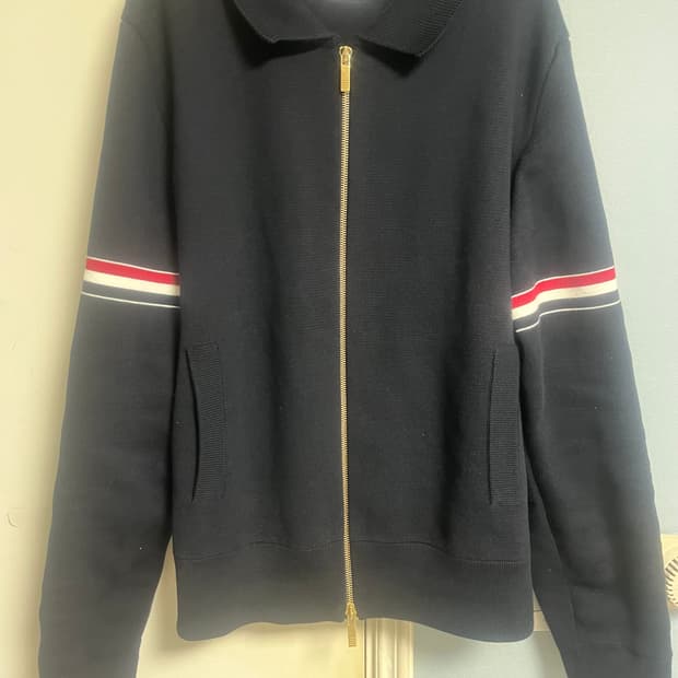 톰브라운  암밴드 폴로 봄버 재킷 네이비 3 사이즈 