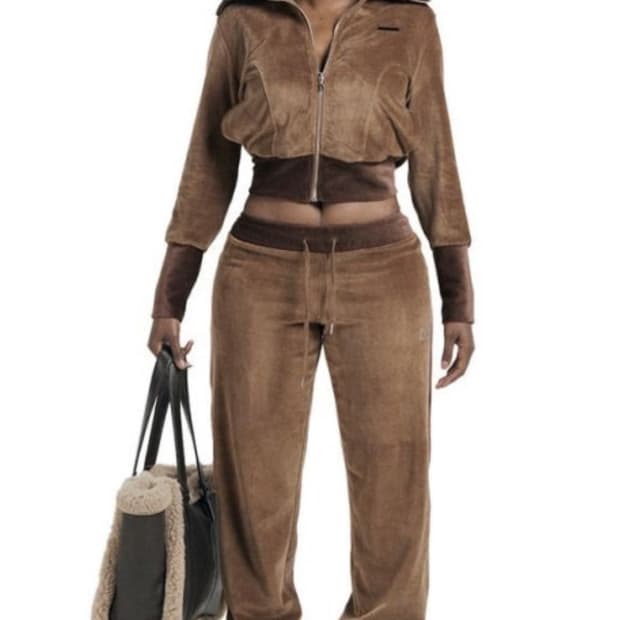 오도어 힐튼 셋업 브라운