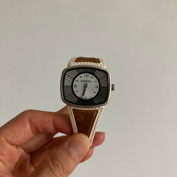 analog watch