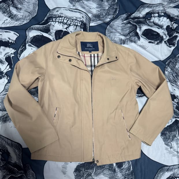 버버리 여성자켓 L사이즈