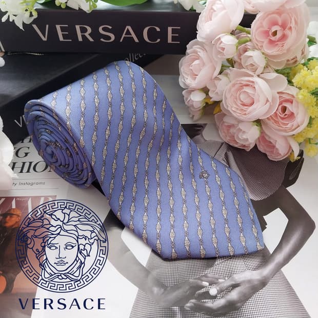 베르사체 실크 메두사 스트라이프 넥타이 9.1cm A등급 K2121