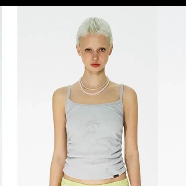 스컬프터 사이드 셔링 슬리브리스 탑 그레이