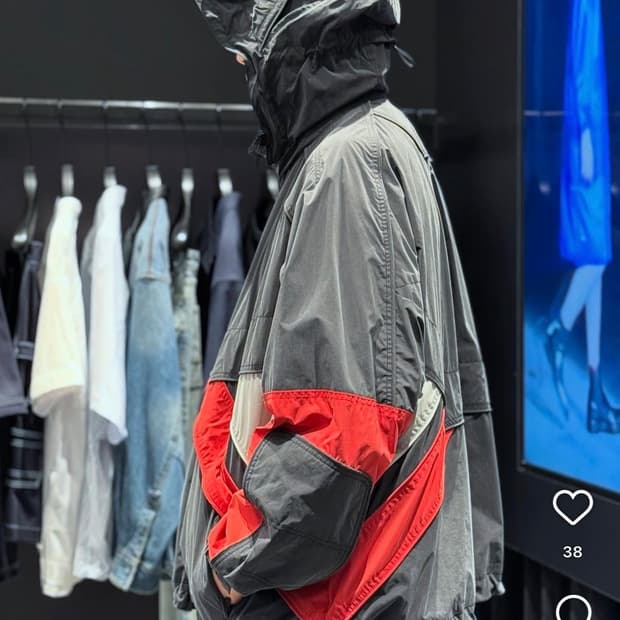 준지 트랙2 솔트 슈링크 나일론 립스탑 컬러 블록 점퍼 50 판매합니다