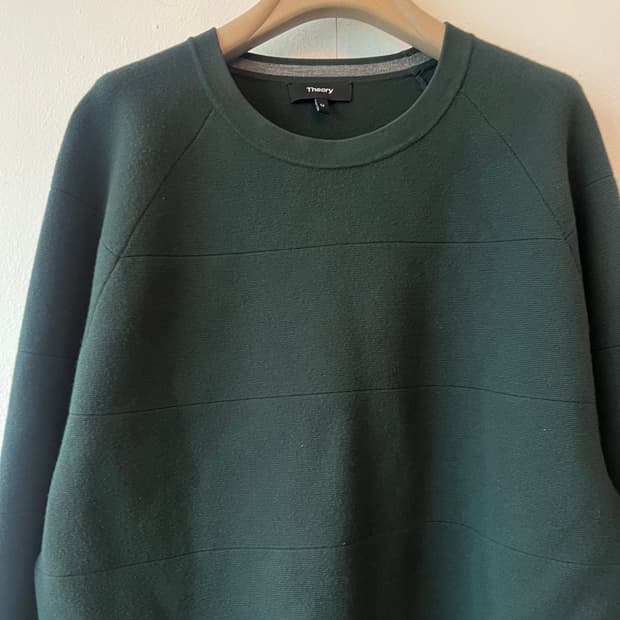 띠어리 남성 카키 니트티셔츠 라운드니트 