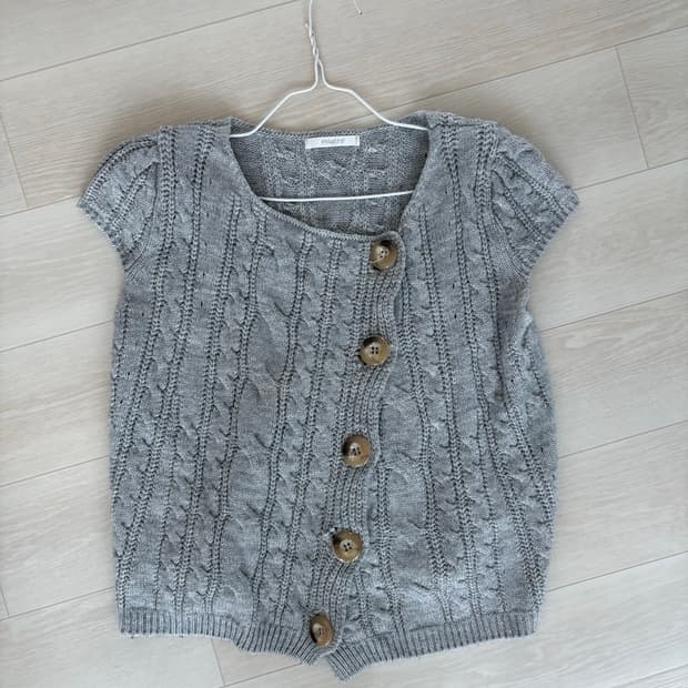 Cable Knit Vest ⋆ 