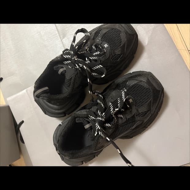 발렌시아가 3xl 올블랙