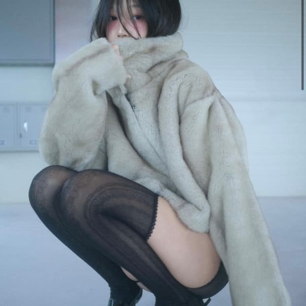 [새상품] 스윔시티 퍼자켓 Regina fur dusty Ash