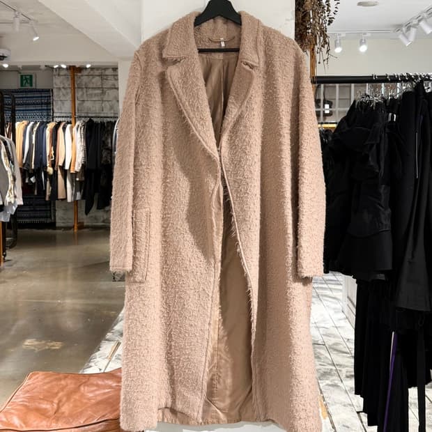 헬무트랭 베이지 부클 알파카 울 코트